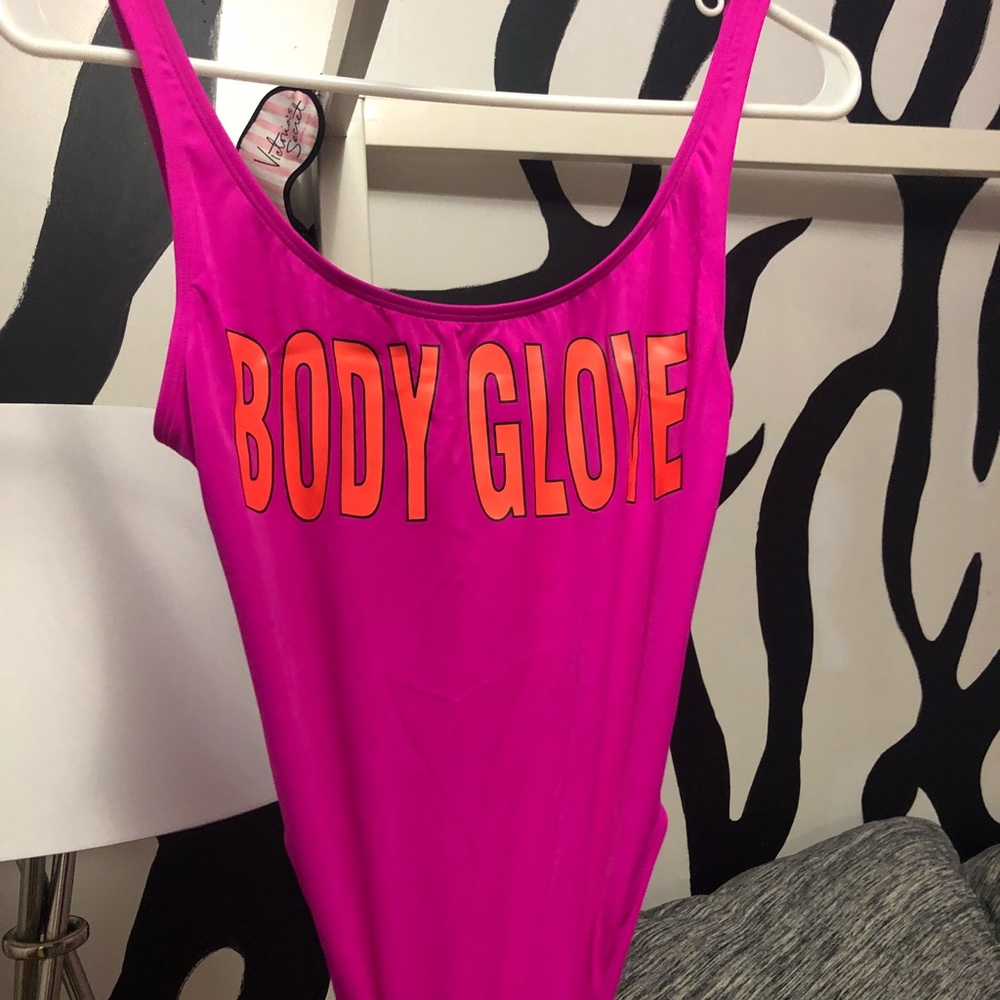 Body glove one piece bathing suit